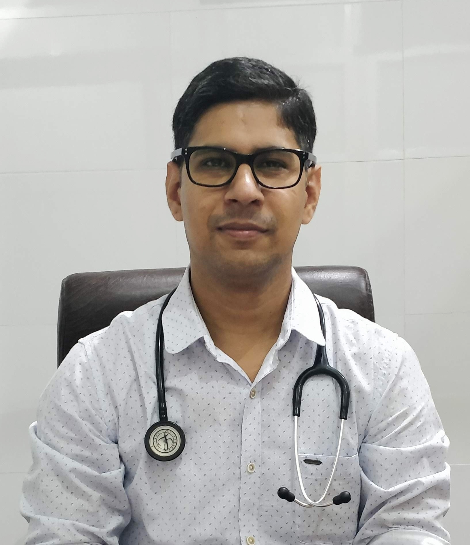 DR ROHITASH BAJIYA SAROJ HOSPITAL SIKAR