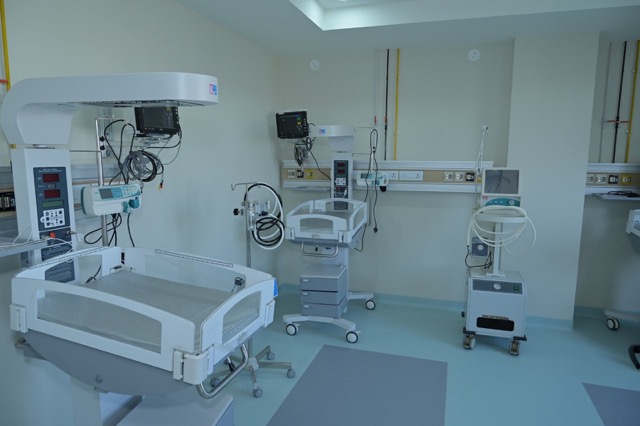 NICU LEVEL 3 SAROJ HOSPTIAL SIKAR
